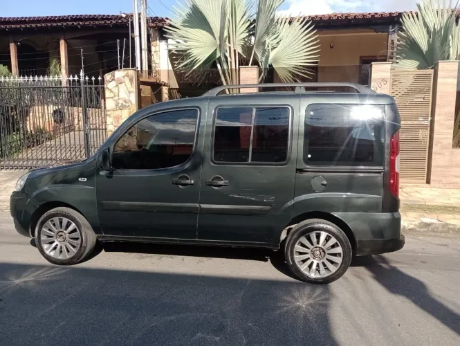 Fiat Doblo ELX 1.4 MPI Fire Flex 8V 4P 2011