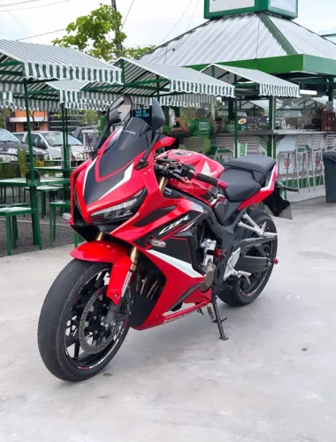 CBR 650 R