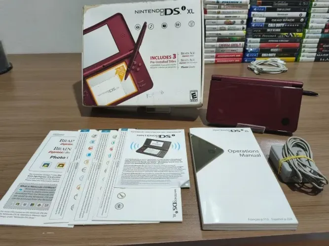 Nintendo DSi XL - Vinho