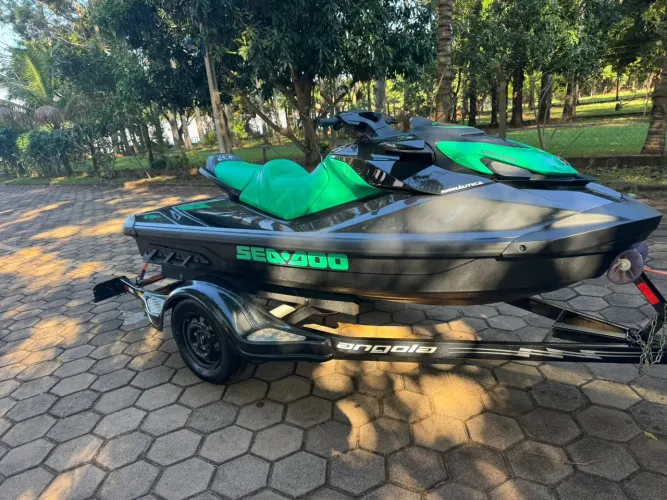 Jet sea-doo GTI