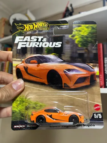 Lote de 5 miniaturas velozes e furiosos premium hot Wheels
