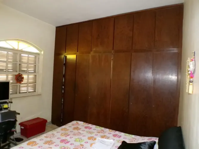 Casa à venda, 7 quartos, 3 suítes, Santo André - Belo Horizonte/MG