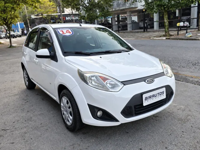 Ford Fiesta 1.6 16V Flex Mec. 5P 2014