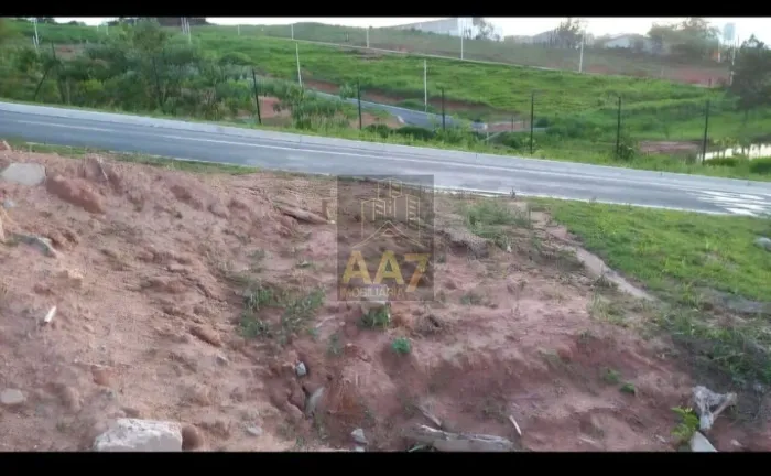 Terreno a Venda em Cotia - Parque Alexandre.