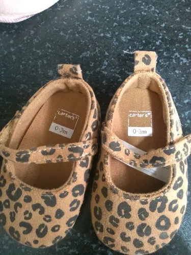 Sapatilha baby Carter's