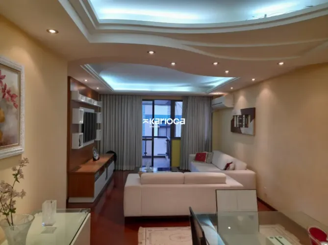 Exclusivo Apartamento de Alto Padrão | 140m², 4 Qts (1 Suíte), Dependências Completas