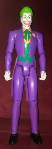 Boneco coringa todo perfeito