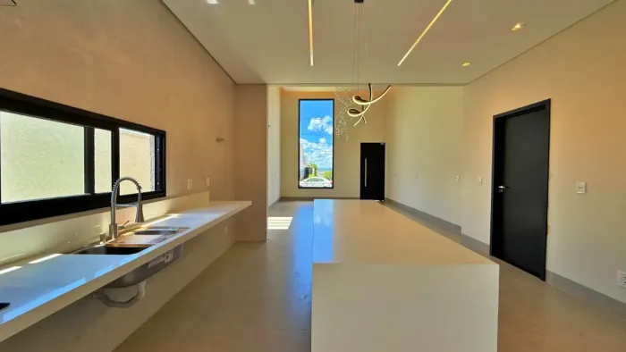 Casa à Venda - Condomínio Terras Alpha Residencial 1 | Senador Canedo - GO