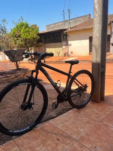 BICICLETA FIRST ARO 29 - TAMANHO 17 - EM OTIMO ESTADO DE CONSERVAÇÃO 