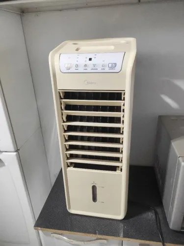 Climatizador de Ar Midea 4,5 Litros