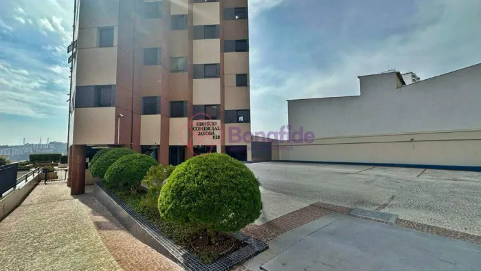 Sala para LOCAÇÃO, localizada no EDIFÍCIO JATOBÁ, no centro da cidade de JUNDIAÍ.