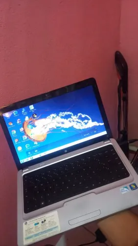Vendo Notebook HP DualCore, Novo Porém, esta com bateria viciada.
