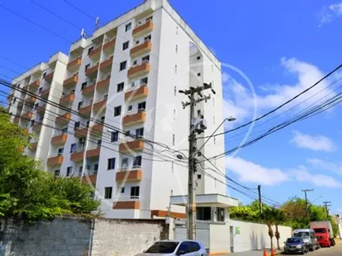 Ótima localização, próximo ao Shopping Rio Mar. Excelente imóvel com 70m, nascente, 03 qua