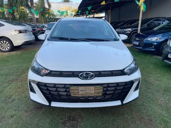 Hyundai HB20S Comfort Plus 1.0 Flex 12V Mec. 2025