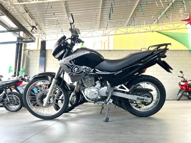 HONDA NX4 FALCON 2006