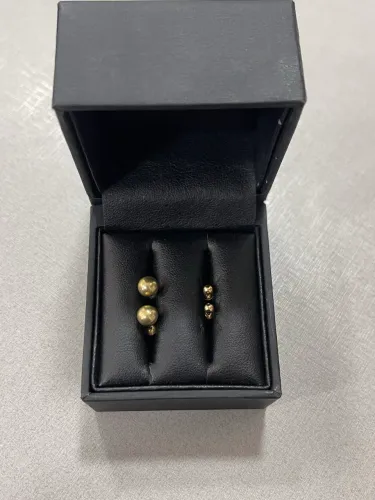 Brinco Bolinha de ouro 18k procedência garantia eterna
