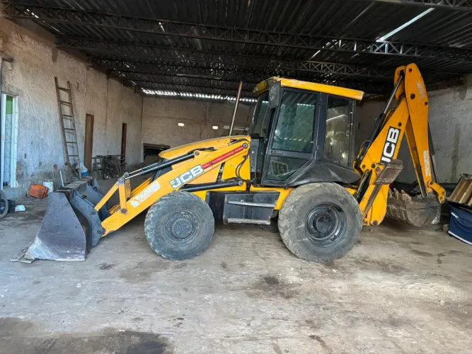 JCB C3 2014
