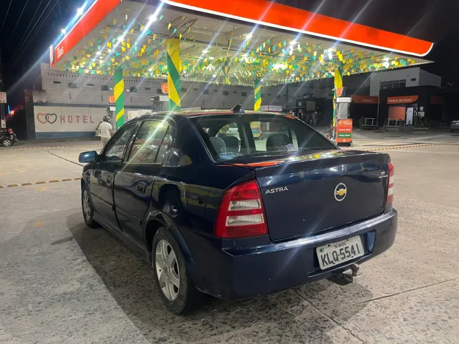 Chevrolet Astra Sedan 2.0/cd/ Expres.gls 2.0 8V 4P 2004