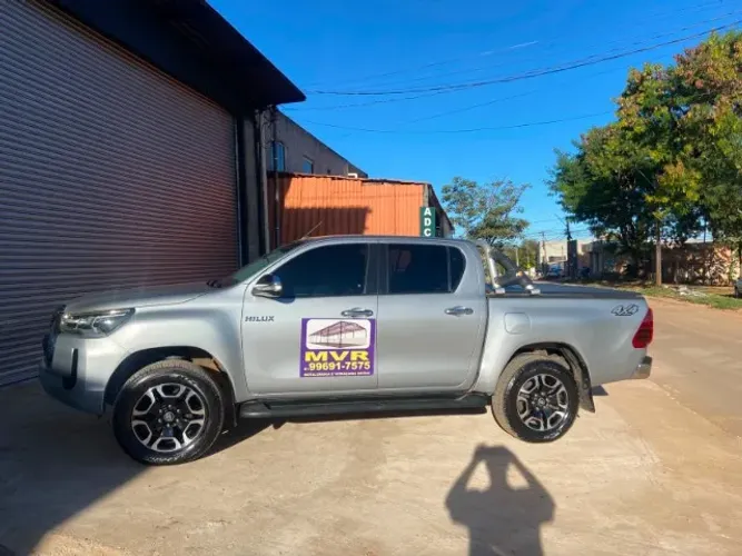 Toyota Hilux CD SR 4X4 2.8 TDI Diesel Aut. 2016