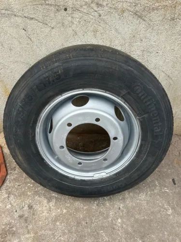 Roda caminhão 3/4 Mercedes 