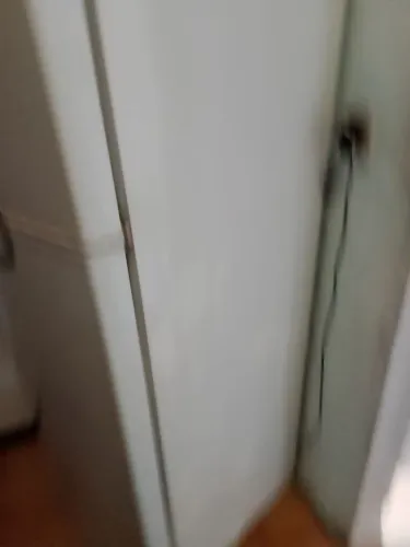 Vender essa geladeira toda boa porém marcar uso funciona perfeitamente tudo
