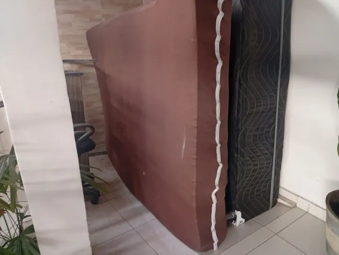 Cama box com colchão D100