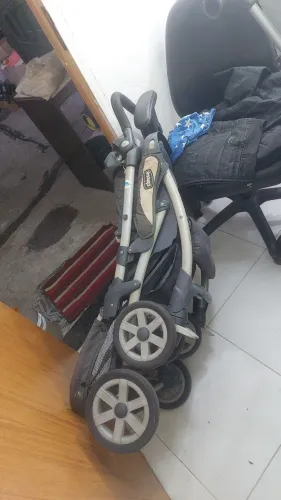 Carrinho de criança chicco