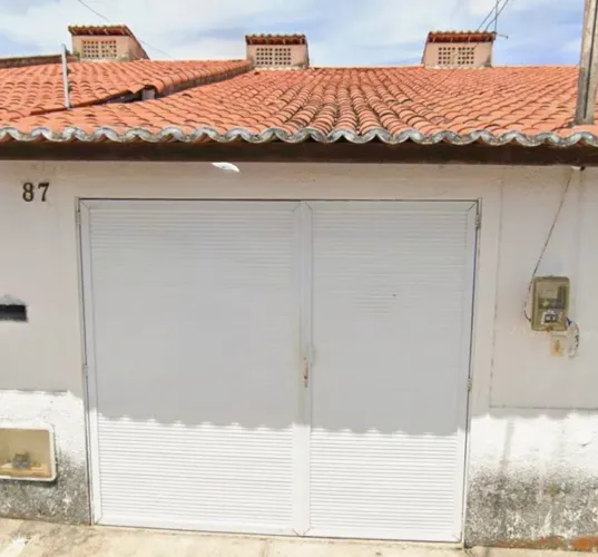 Casa solta em rua jabuti itaitinga