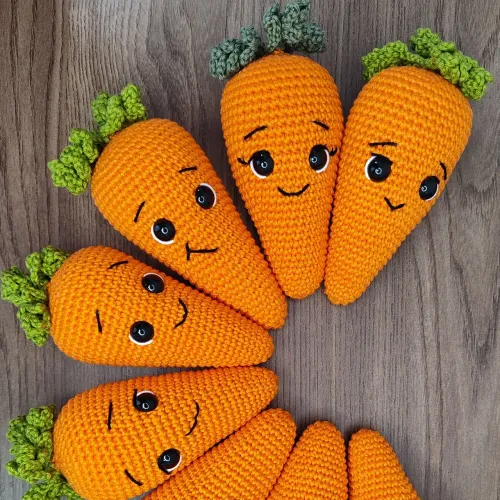 Cenoura Amigurumi - 1 unidade