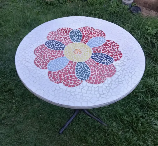 MESA MOSAICO MÁRMORE