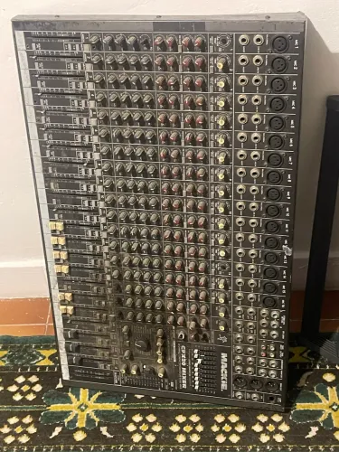 MESA DE SOM MACKIE CPX20 (LEIA O ANÚNCIO)