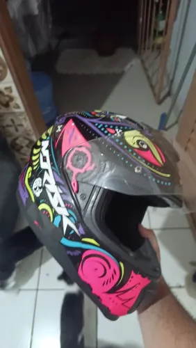 Vendo capacete Noriske