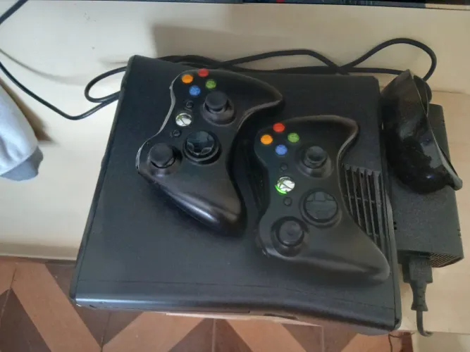 Vendo xbox 360 desbloqueado 