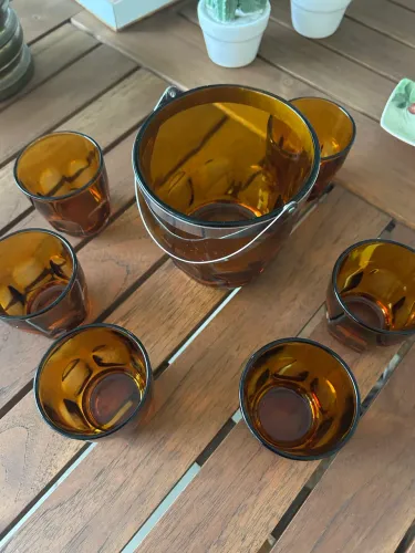 Balde de gelo e 6 copinhos de vidro para shot 