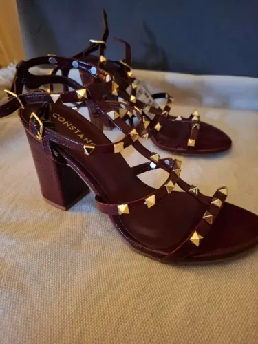 Sandália Marsala Spikes Dourado Constance Nova