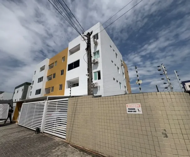 Apartamento com 2 dormitórios à venda, 64 m² por R$ 350.000,00 - Bessa - João Pessoa/PB