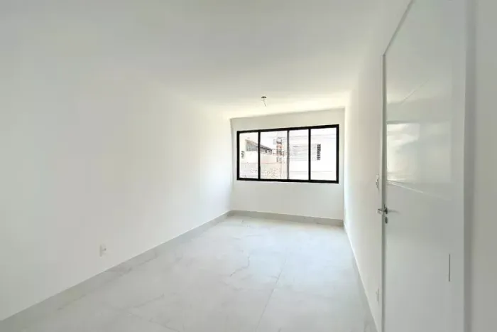 Apartamento à Venda - Barroca, 2 Quartos, 59 m2