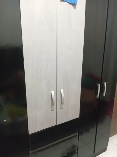 Estou vendendo guarda-roupa