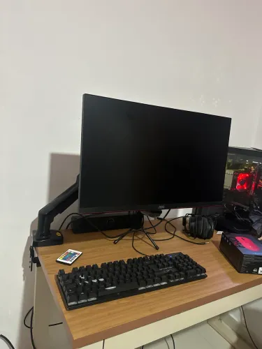 Monitor 240hz 0,5 ms para vender (troco em ipad/notebook)