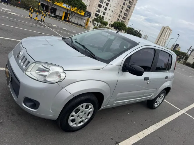 Fiat Uno Vivace Italia 1.0 EVO F. Flex 8V 5P 2013
