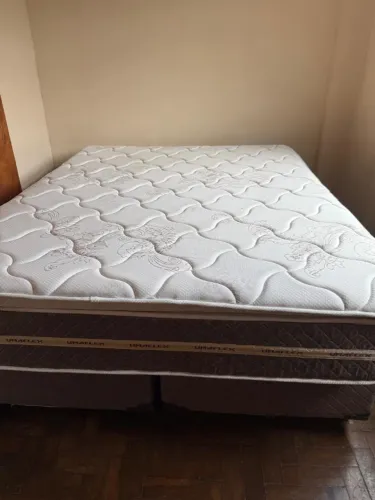 Cama queen uma flex !