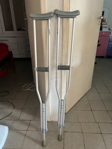 Muletas Mercur - Suportam 130kg por par