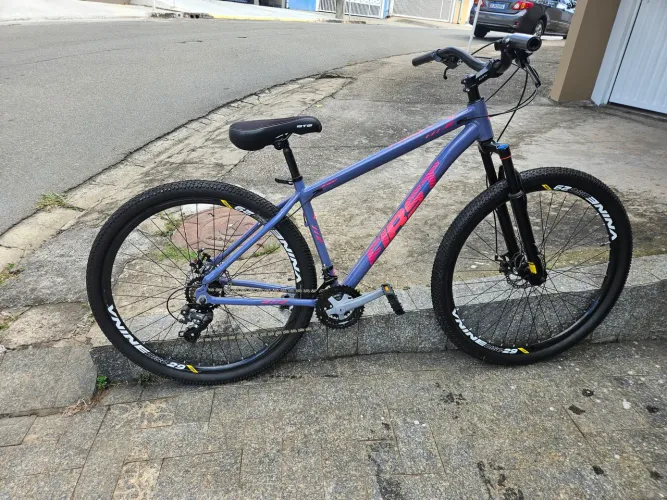 Bicicleta First feminino