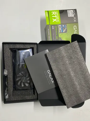 3 Placas de vídeo NVIDIA Galax GeForce RTX 2060 OC 6 GB