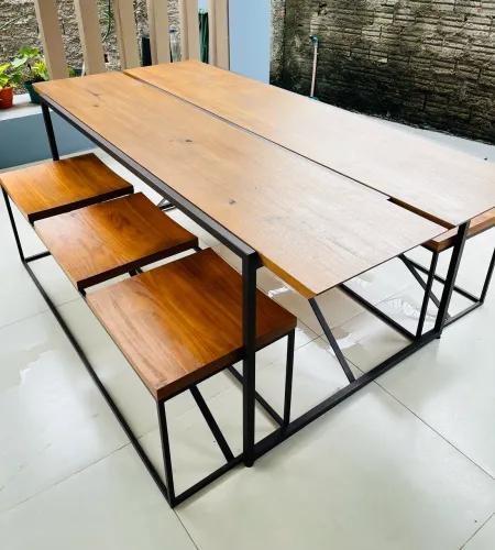 Vende-se Mesa com 6 lugares