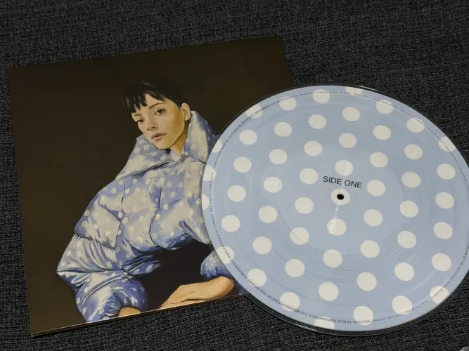Disco de Vinil - Lily Allen - West End Girl (Rough Trade)