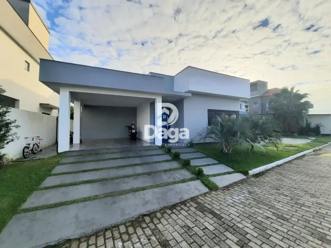 Casa Alto Padrão em Campeche, Florianópolis/SC