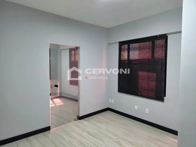 Imóvel para aluguel possui 30 metros quadrados em Jardim Satélite - São José dos Campos -