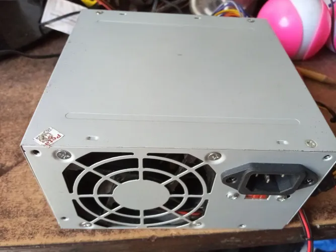 Última unidade fonte ATX 230W pc