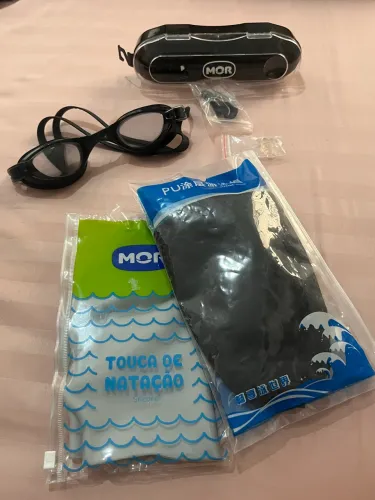 VENDO KIT DE NATAÇÃO MOR